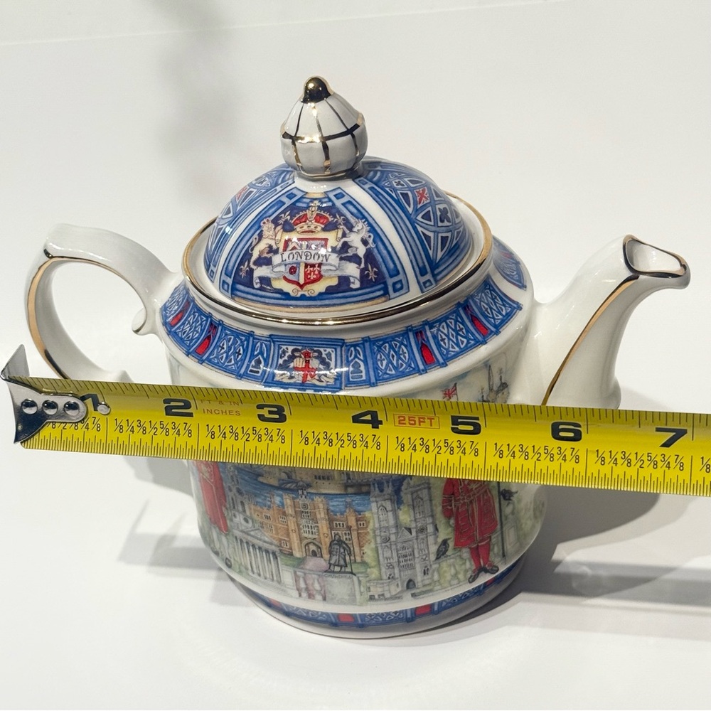 SADLER LONDON HERITAGE COLLECTION THAMESIDE CERAMIC TEAPOT - Picture 12 of 13
